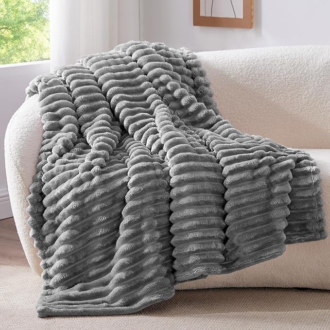 Luxury Ribbed Fleece Blanket